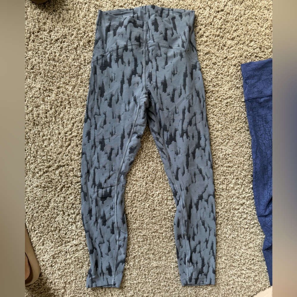 Lululemon pants bundle - Picture 4 of 4